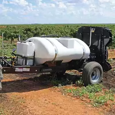 Vineyard sprayer